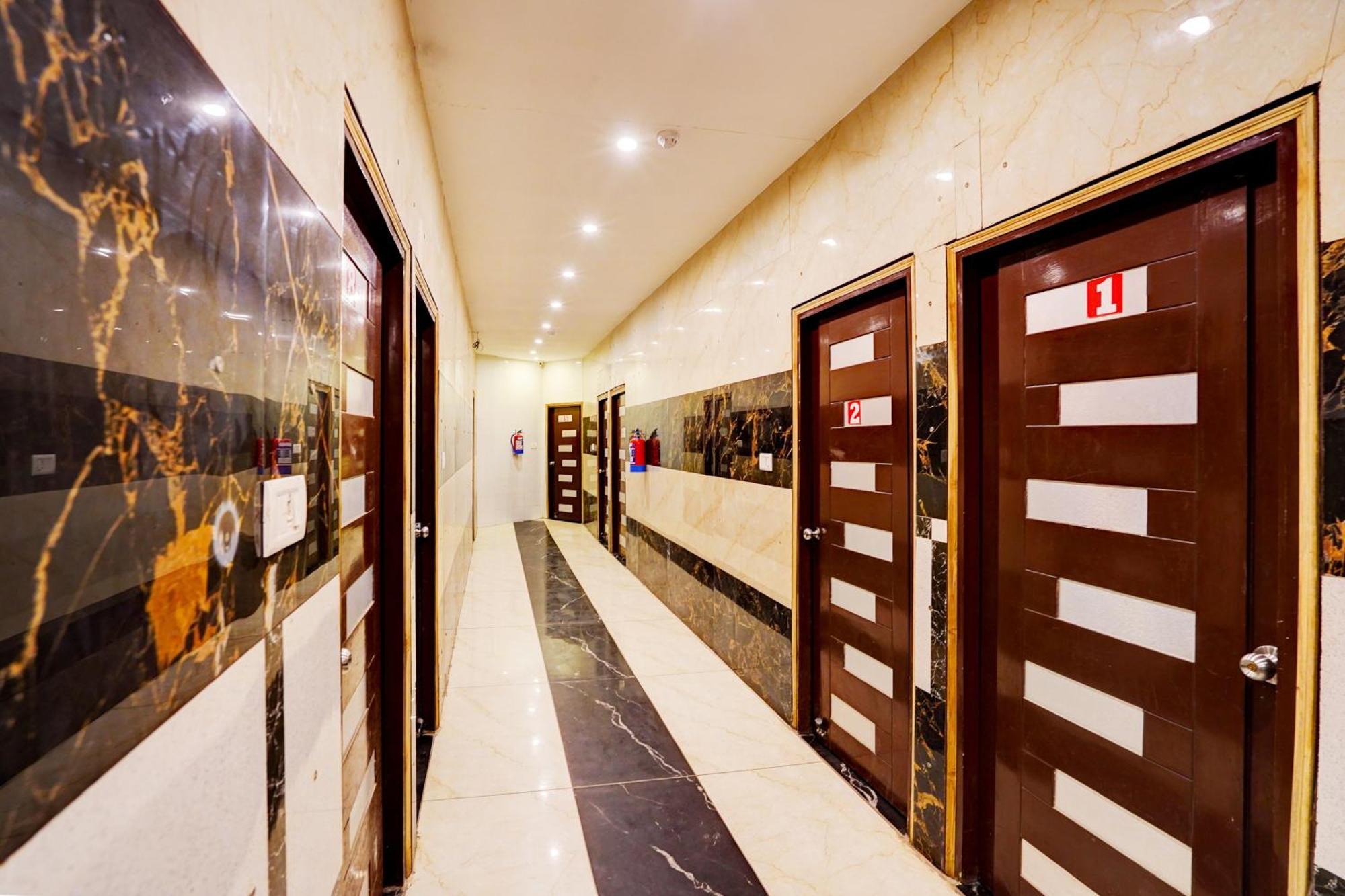 Hotel O Blue Vibes Meerut Exterior photo